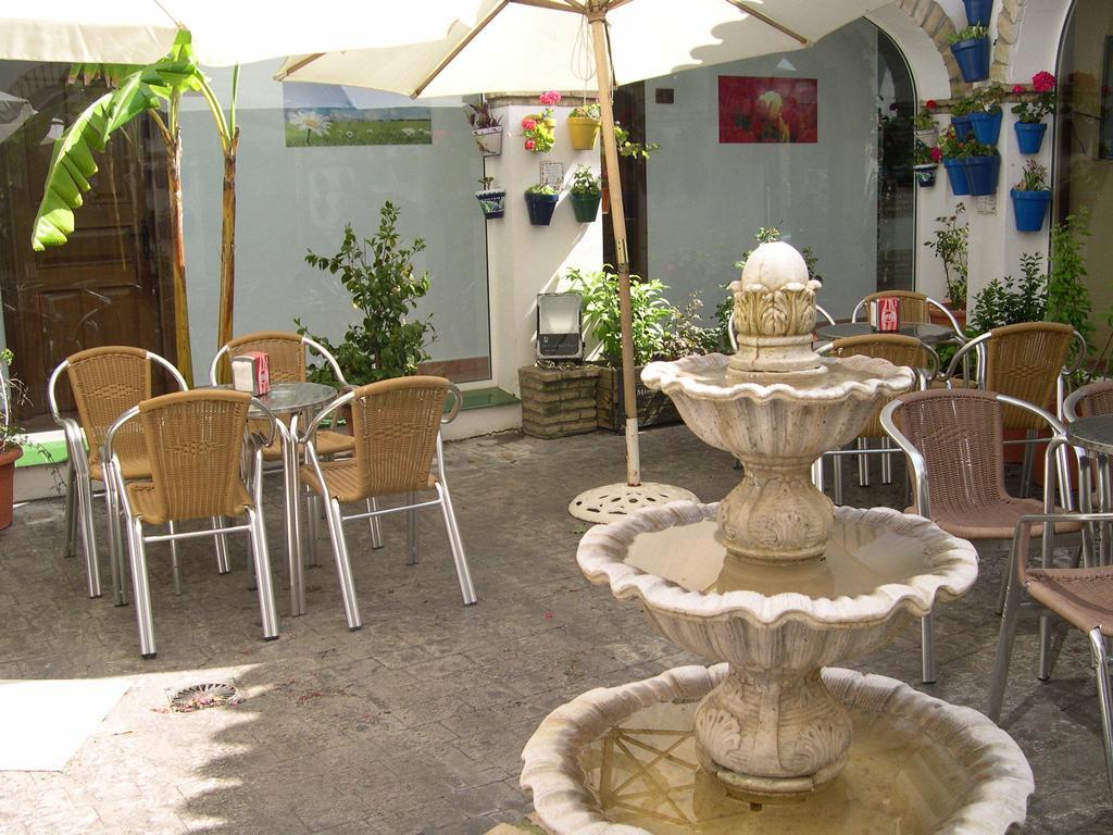 Hotel Cortijo Los Gallos Chiclana de la Frontera Exterior photo