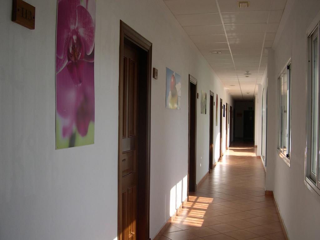 Hotel Cortijo Los Gallos Chiclana de la Frontera Exterior photo